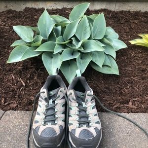 Merrell MOAB 2 Women’s Walking Shoes